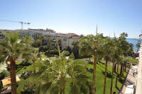 Ventes  Cannes, Mougins, Valbonne, Cap d'Antibes, Thoule, sud de la France, copyrights John and John Real Estate, photo Rf 705-07