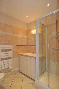 Ventes  Cannes, Mougins, Valbonne, Cap d'Antibes, Thoule, sud de la France, copyrights John and John Real Estate, photo Rf 705-08